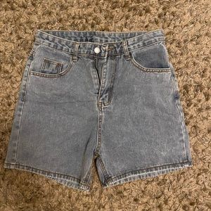 Forever 21 Jean Shorts Size Medium
